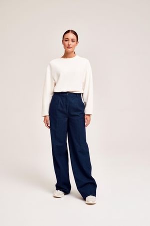 Sweaters - SWIFT