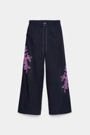 donkerblauw