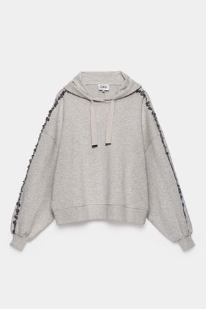 Sweats - StellaxIrmy