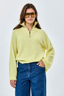 jaune