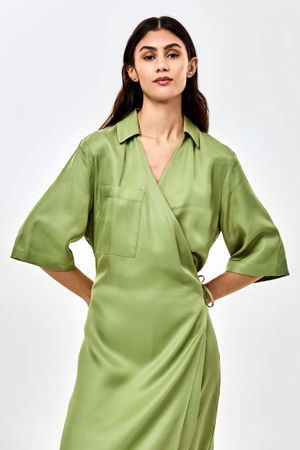 Robes - DARA