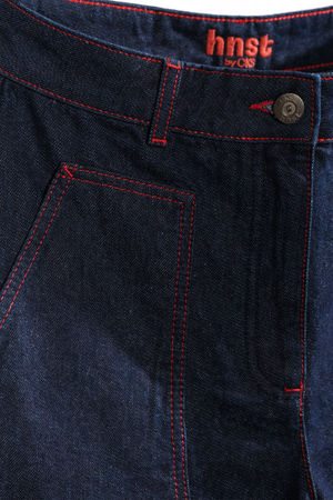 Jeans - THEStatement