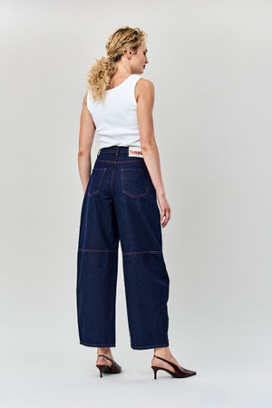 Jeans - THEStatement