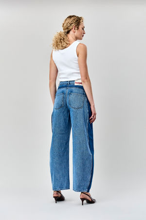 Jeans - THEIcon