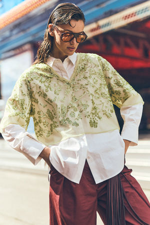 SHOP THE LOOK - 
